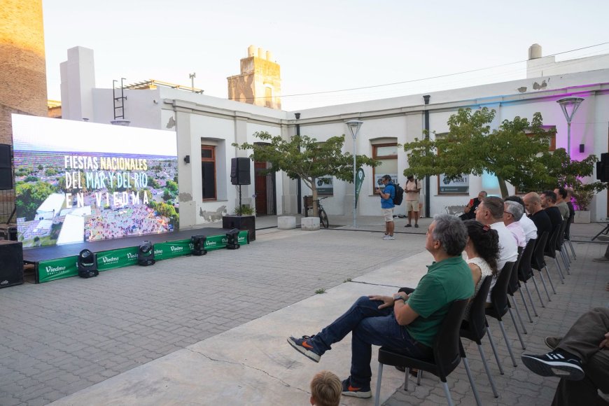 Se presentaron oficialmente las fiestas nacionales del Río y del Mar y el Acampante 2026